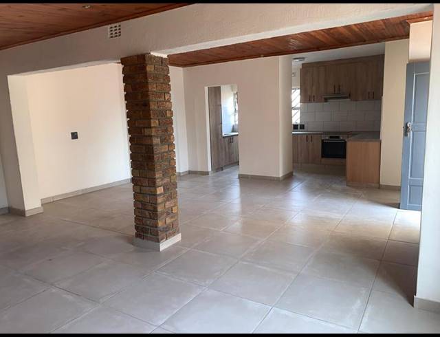 3 BEDROOM HOUSE FOR SALE IN MORGENSTER